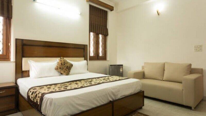 TG StaysDLF Phase II, Gurgaon 1